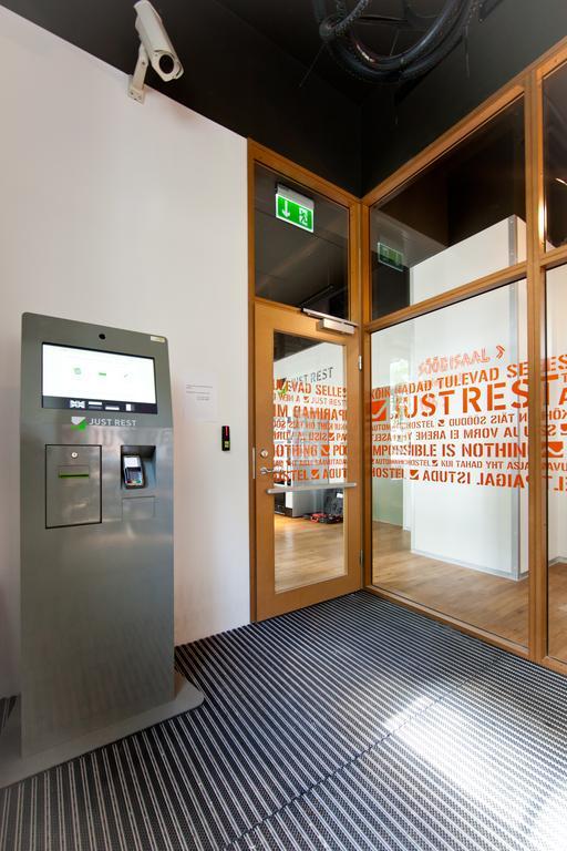 Just Rest Automatic Hostel Вильянди Экстерьер фото