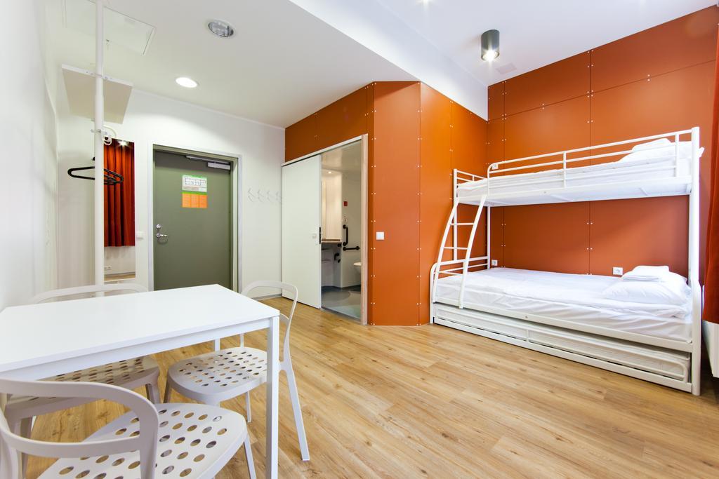 Just Rest Automatic Hostel Вильянди Номер фото